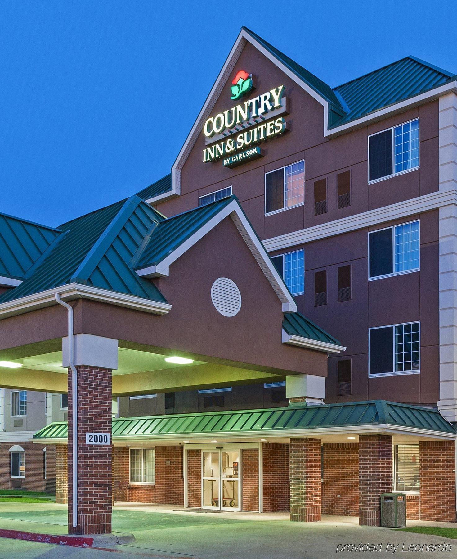 Country Inn & Suites By Radisson, Dfw Airport South, Tx Irving Exterior photo